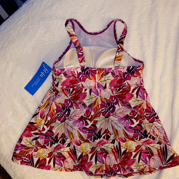 Fit 4 Ur swimsuit - Picture 6 of 11